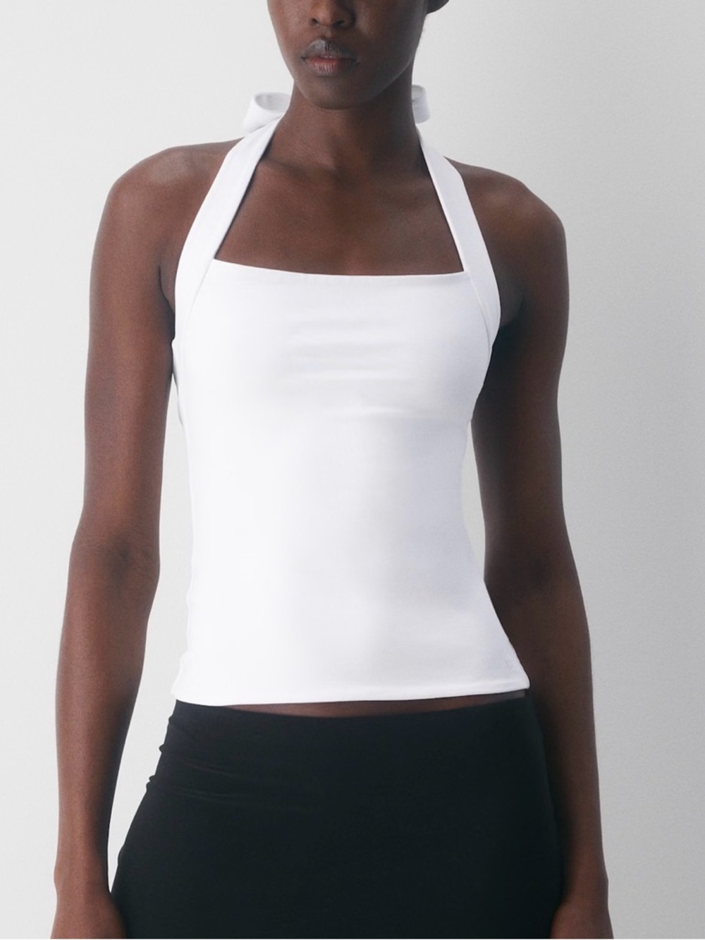 Aritzia Optimum Contour Halter Top in M
